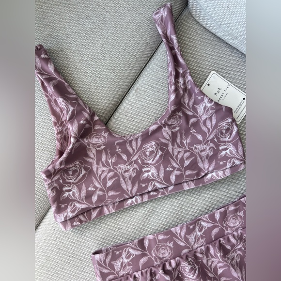 SOLD Pink swimsuit - Picture 4 of 5